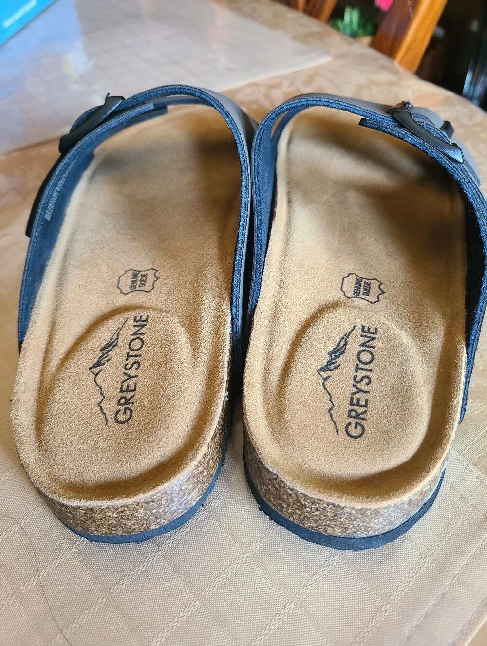 Greystone give feet